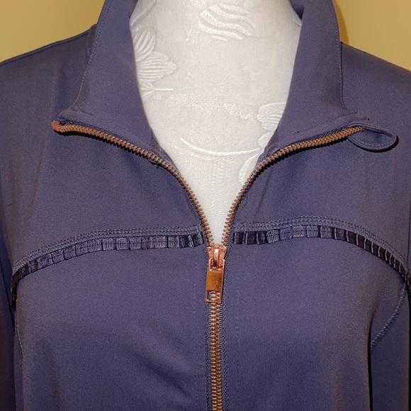 LIVI Athletic Jacket Size 14/16 zip front - Picture 2 of 6